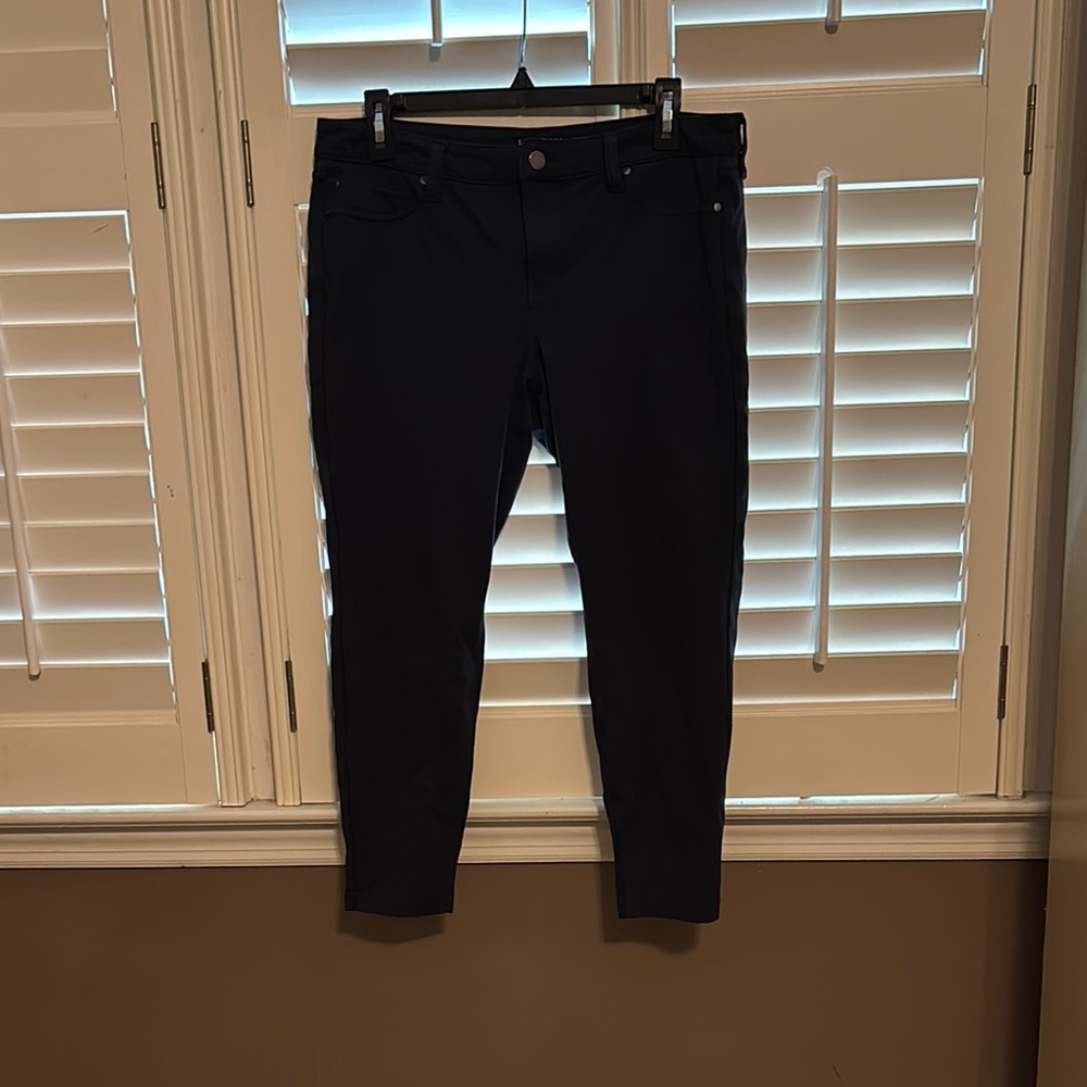 Liverpool Black Ankle Cropped pants with Sleek Tapered Fit